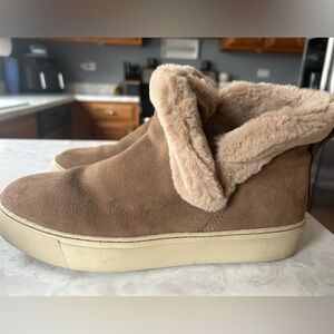 Snow Boots
Cougar Devon